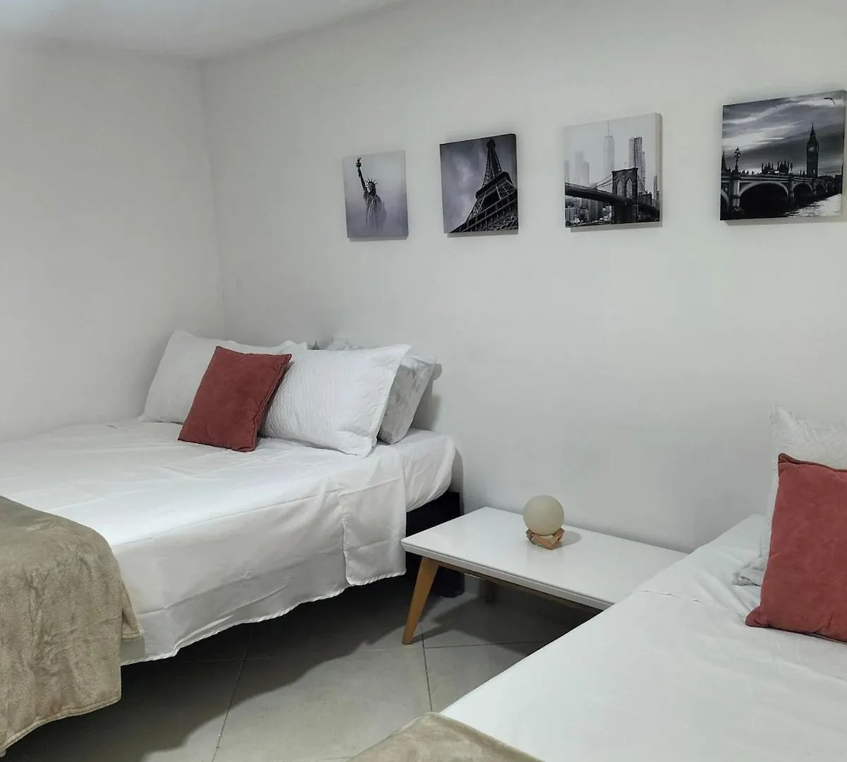 Comfortable And Central Apartment With Large Balcony In Belen Medellin Colombia