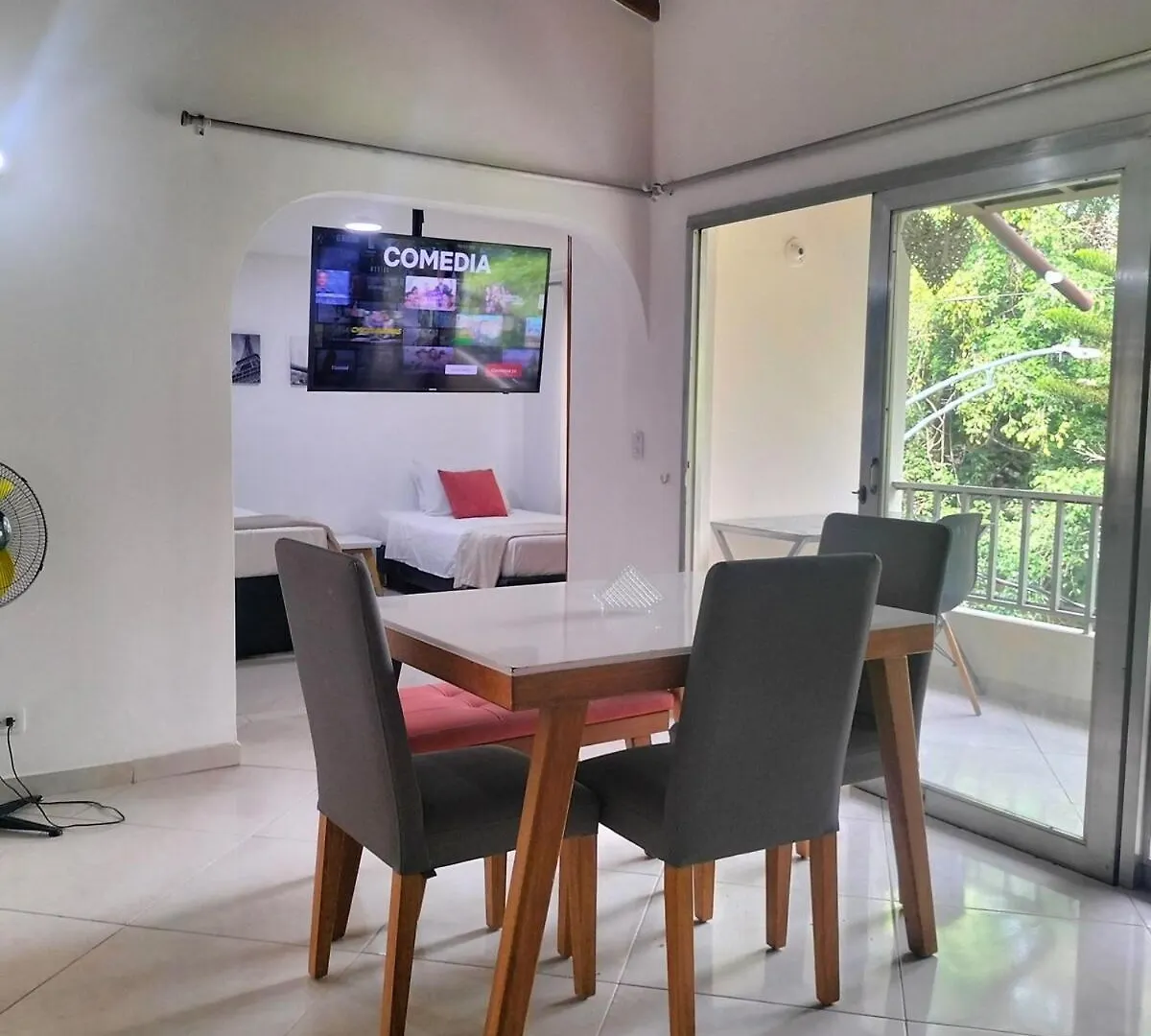 Comfortable And Central Apartment With Large Balcony In Belen Medellin