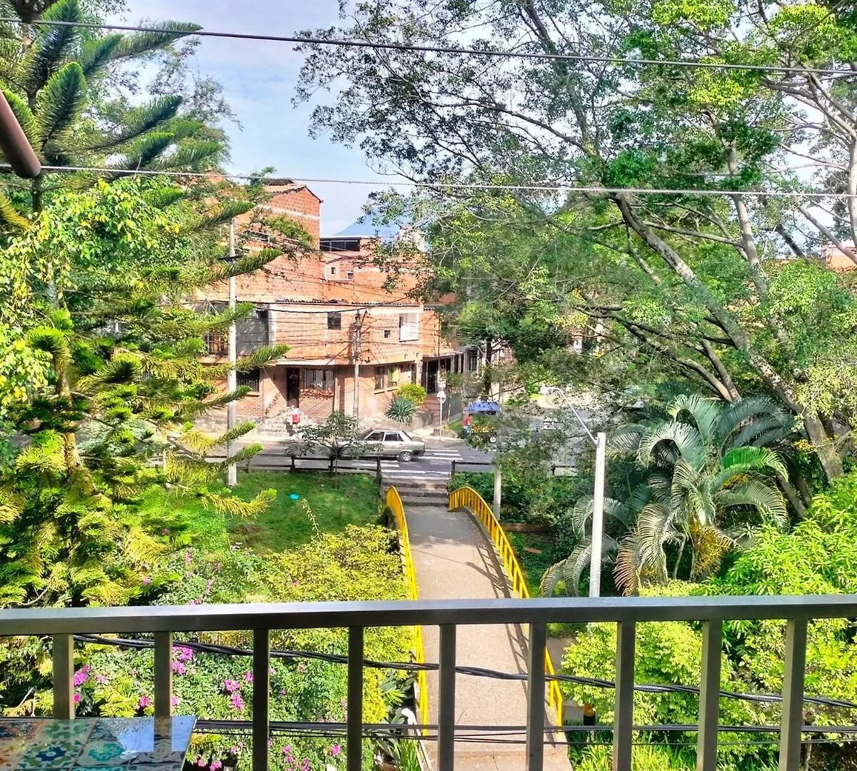 Comfortable And Central Apartment With Large Balcony In Belen Medellin Colombia